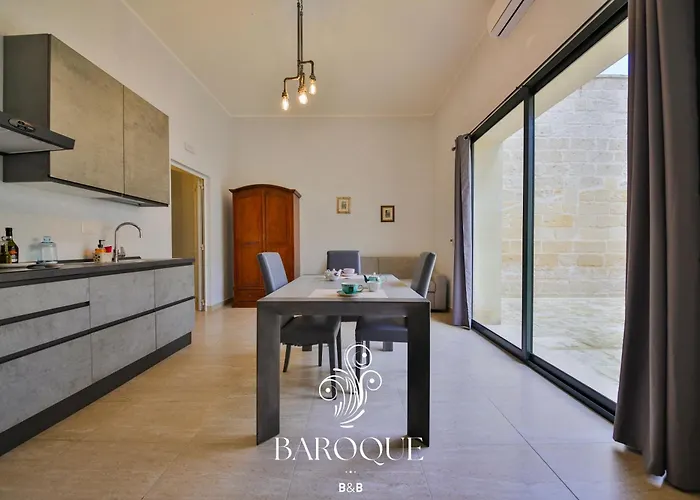 Baroque ベッド・アンド・ブレックファスト 3*