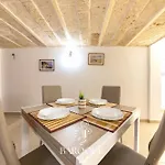 Baroque Bed and Breakfast Λέτσε