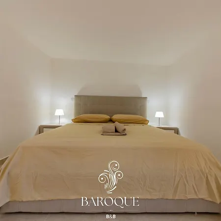 לינה וארוחת בוקר Baroque 3*