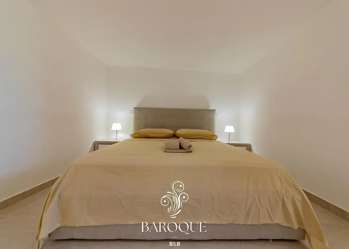 לינה וארוחת בוקר Baroque 3*